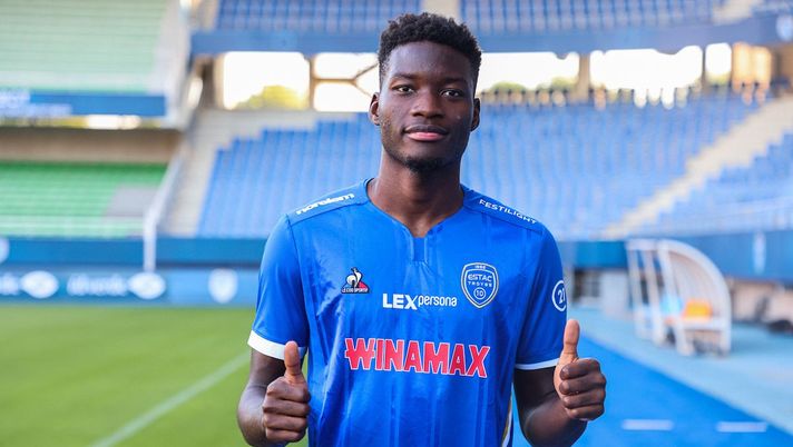 Inter, tre giovani da piazzare. Esposito, Agoumé e Salcedo: “Finora solo offerte di prestito” - immagine 1