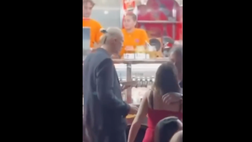 VIDEO / Haaland a Roma: beccato in piena notte dal paninaro