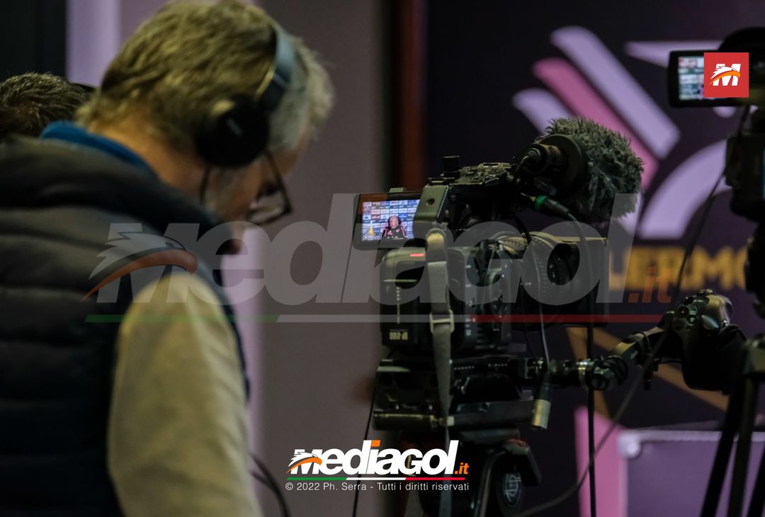 FOTO PALERMO, verso il Benevento: Mister Corini in conferenza stampa (Gallery) - immagine 10