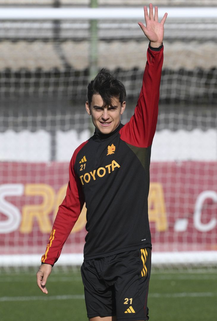 Roma, il terzo giorno di allenamento per De Rossi: Dybala c’è  FOTO GALLERY - immagine 13