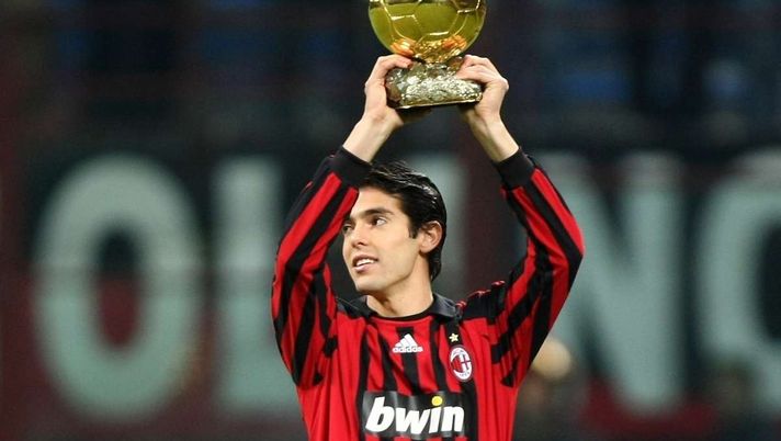 AMARCORD: l'ultimo Pallone D'Oro alzato da Kakà | AC Milan News (Foto Getty Images) 18 anni fa Kakà diventò re: racconto dell'ultimo Pallone D'Oro rossonero
