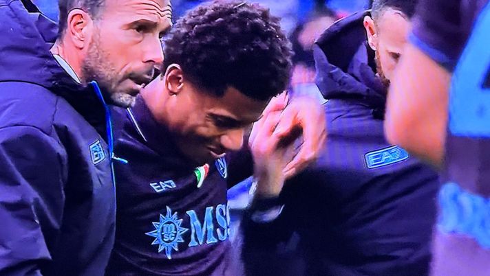 Neres, infortunio alla caviglia contro la Lazio: la prima diagnosi del Napoli - immagine 1