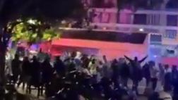 Losanna, derby del Lago: petardi contro i tifosi di casa e assalto al pullman