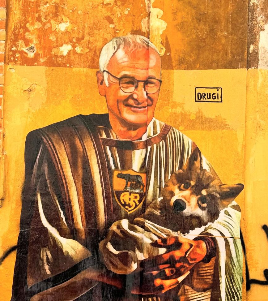 Testaccio, nuovo murale dedicato a Ranieri: Claudio con la lupa tra le braccia- immagine 2
