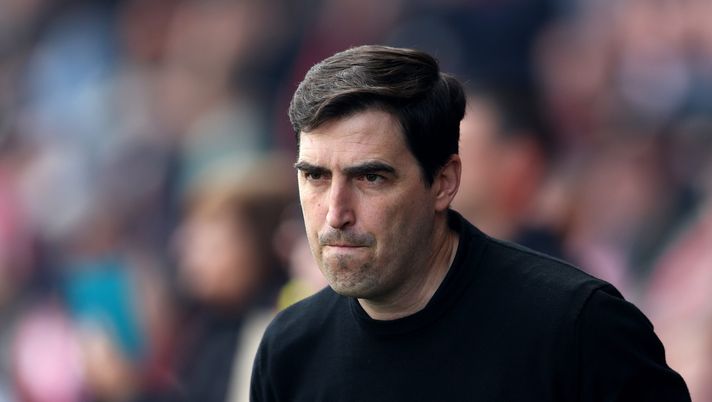 Andoni Iraola, allenatore del Bournemouth, cercato dal Milan | Getty Images L’ombra di Iraola sul Milan e il segreto di Fabregas: ecco l’identikit dell’allievo di Bielsa - immagine 1