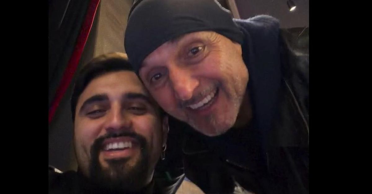 VIDEO / Sanremo, pure Spalletti canta la canzone di Sal Da Vinci