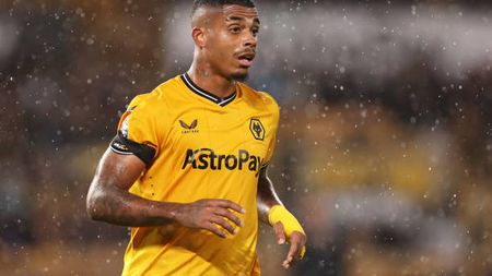 WOLVERHAMPTON, ENGLAND - OCTOBER 28: Mario Lemina of Wolverhampton Wanderers during the Premier League match between Wolverhampton Wanderers and Newcastle United at Molineux on October 28, 2023 in Wolverhampton, England. (Photo by Matt McNulty/Getty Images)