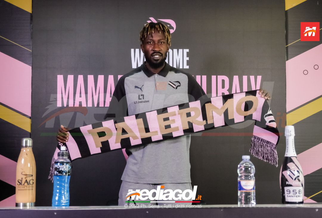 FOTO PALERMO, Mamadou Coulibaly presentato in conferenza stampa (GALLERY)- immagine 1