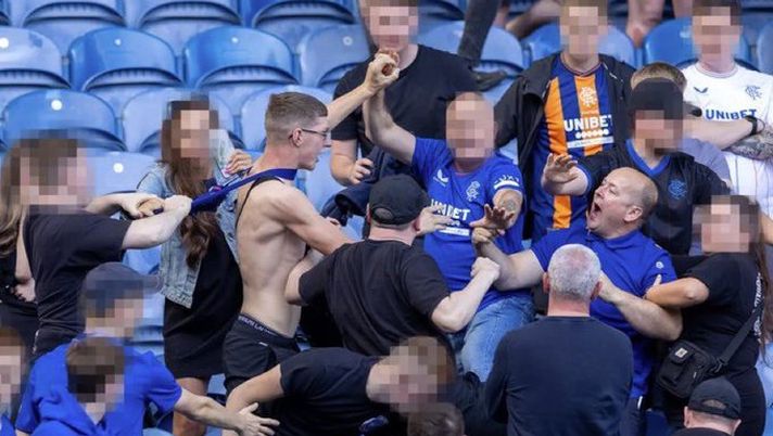 Glasgow, i Rangers perdono il derby: e i suoi tifosi si picchiano…fra di loro - immagine 1