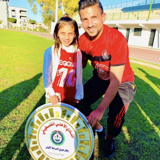 Gaza, calciatore palestinese e famiglia uccisi in un attacco aereo- immagine 2