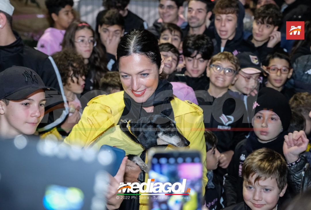 FOTO Palermo: Accardi, Saric e Gomes accendono l’albero al ‘Barbera’ (Gallery) - immagine 68