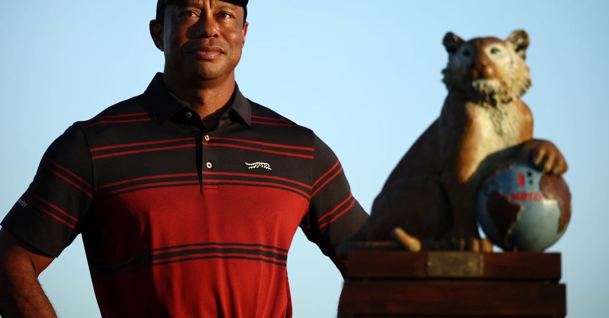 Incidente automobilistico per Tiger Woods: lesioni non gravi, è stato arrestato