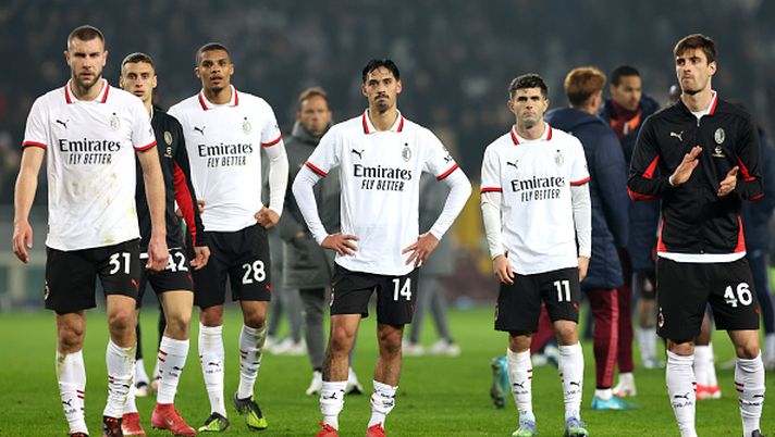 TURIN, ITALY - FEBRUARY 22: Players of AC Milan show their dejection after the Serie A match between Torino and AC Milan at Stadio Olimpico di Torino on February 22, 2025 in Turin, Italy. (Photo by Claudio Villa/AC Milan via Getty Images) Noi