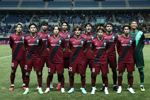La squadra del Vissel Kobe (Photo by Chung Sung-Jun/Getty Images) Caos Barcellona, in meno di 24 ore annullato e poi riconfermato il viaggio in Giappone- immagine 3