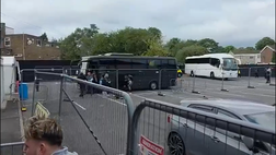 Burnley-Lazio, l’arrivo dei biancocelesti al Turf Moor – VIDEO