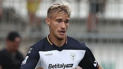 Il Lecce ritrova Almqvist: le ultime prove di formazione con Dorgu e Krstovic
