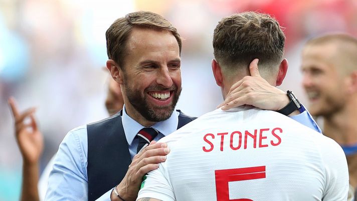 NIZHNY NOVGOROD, RUSSIA - JUNE 24: Gareth Southgate, Manager of England and John Stones of England celebrate following their sides victory in the 2018 FIFA World Cup Russia group G match between England and Panama at Nizhny Novgorod Stadium on June 24, 2018 in Nizhny Novgorod, Russia. (Photo by Alex Morton/Getty Images) euro 2020