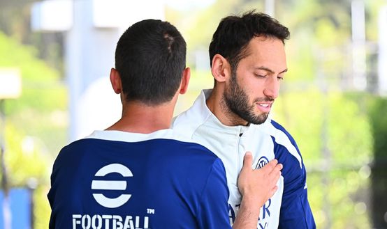 Getty TS – Inter, 2-3 acquisti nel mirino. Ederson per sostituire Calhanoglu. E in difesa…- immagine 2