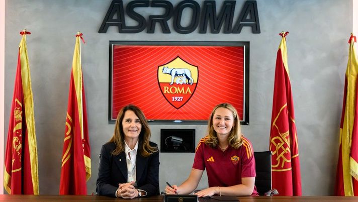 Roma Femminile, Heatley si presenta: “Un onore vestire questa maglia” Roma Femminile, Heatley si presenta: “Un onore vestire questa maglia” - immagine 1