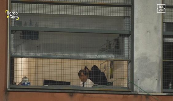 Bordo Cam Como-Inter, Dumfries è tristissimo. Farris lo aiuta: “Non era oggi. A Monaco…”- immagine 2