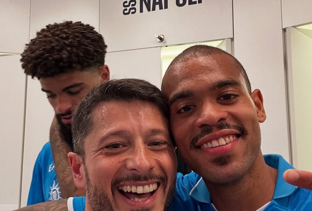 GALLERY La festa nello spogliatoio del Napoli: gli scatti dello staff azzurro - immagine 16