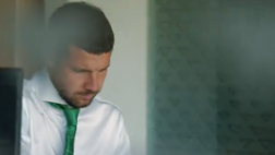 Betis, Aitor Ruibal rinnova fino al 2028: l’annuncio del club in stile “The Office”