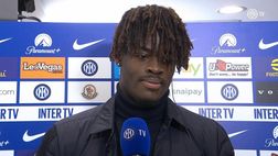 Bisseck a Inter TV: “Diverso giocare a San Siro. Cerco di segnare, in difesa bel mix di…”