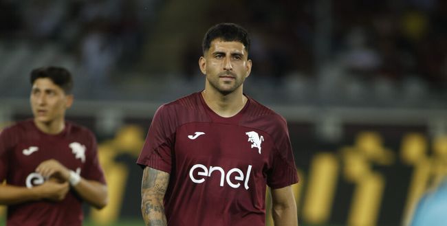 TURIN, ITALY - AUGUST 18: Guillermo Maripan of Torino FC during the Coppa Italia match between Torino FC and Modena FC at Stadio Olimpico Grande Torino on August 18, 2025 in Turin, Italy. Photo: Nderim Kaceli Parma-Torino 2-1, Maripan: “Situazione non buona, ma restiamo positivi”- immagine 2
