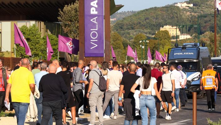 Colazione al Viola Park? L’ironia dei tifosi: “Le paste, quelle di ieri sera” - immagine 1