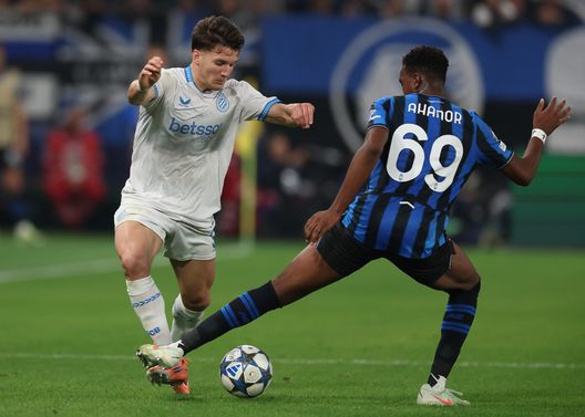 Honest Ahanor dell'Atalanta, alla sua prima esperienza in Champions League. (Photo by Timothy Rogers/Getty Images) L’Atalanta passa con una magia di Samardzic, De Zerbi rimane scottato e sconfitto nel “suo” derby- immagine 4