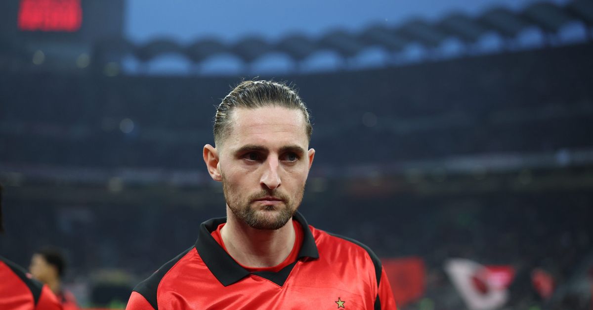 milan allegri pu242 sorridere nulla di grave per rabiot da Pianetamilan.it milan allegri pu242 sorridere nulla di grave per rabiot