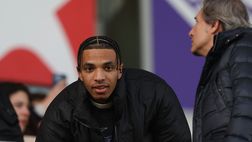 FOTO – Ndour in tribuna al Franchi: l’abbraccio di Firenze