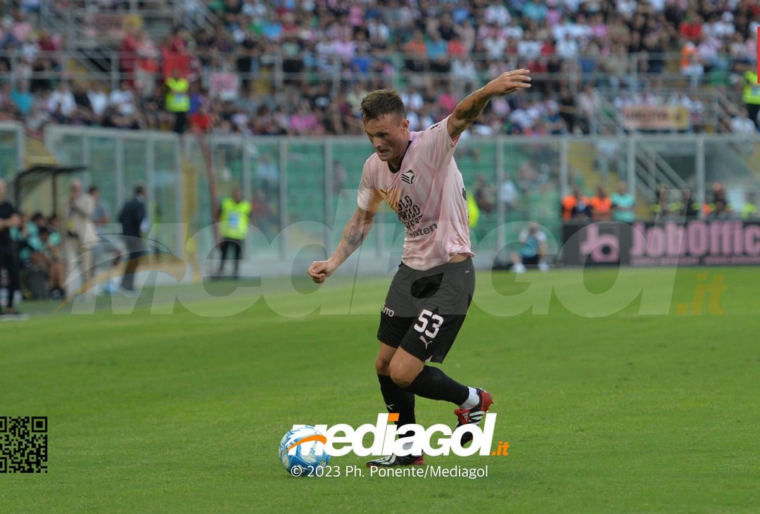 FOTO Palermo-Feralpisalò 3-0, 4ª giornata Serie B 2023-2024 (GALLERY) - immagine 35