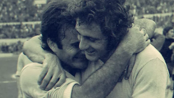 Chinaglia abbraccio