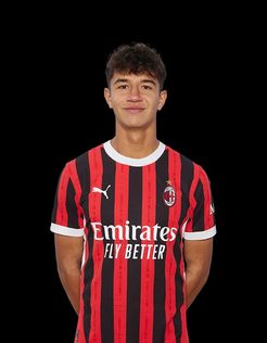 (Foto tratta da www.acmilan.com) Bakoune