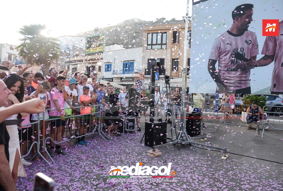FOTO PALERMO: presentazione maglia Puma 2023/2024 a Mondello (GALLERY) - immagine 32