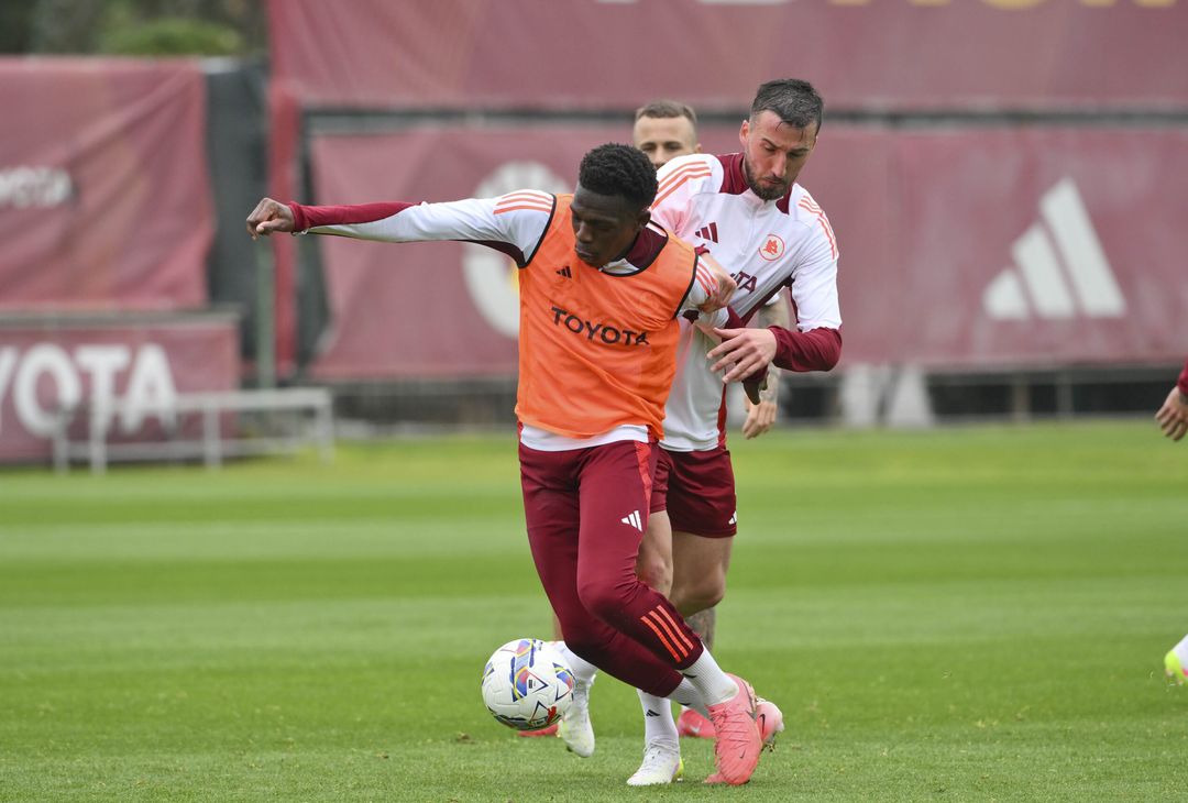Trigoria, continua la preparazione in vista del Lecce – FOTO GALLERY - immagine 7