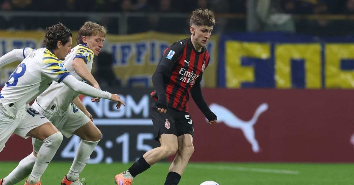 Parma Milan 2 2 (90?): ma si può sapere cosa è successo? | Serie A News Parma Milan 2 2 (90?): ma si può sapere cosa è successo? | Serie A News