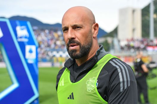 Pepe Reina, futuro da dirigente al Napoli? Il padre: “Ama club e tifosi, solo Dio lo sa”- immagine 3