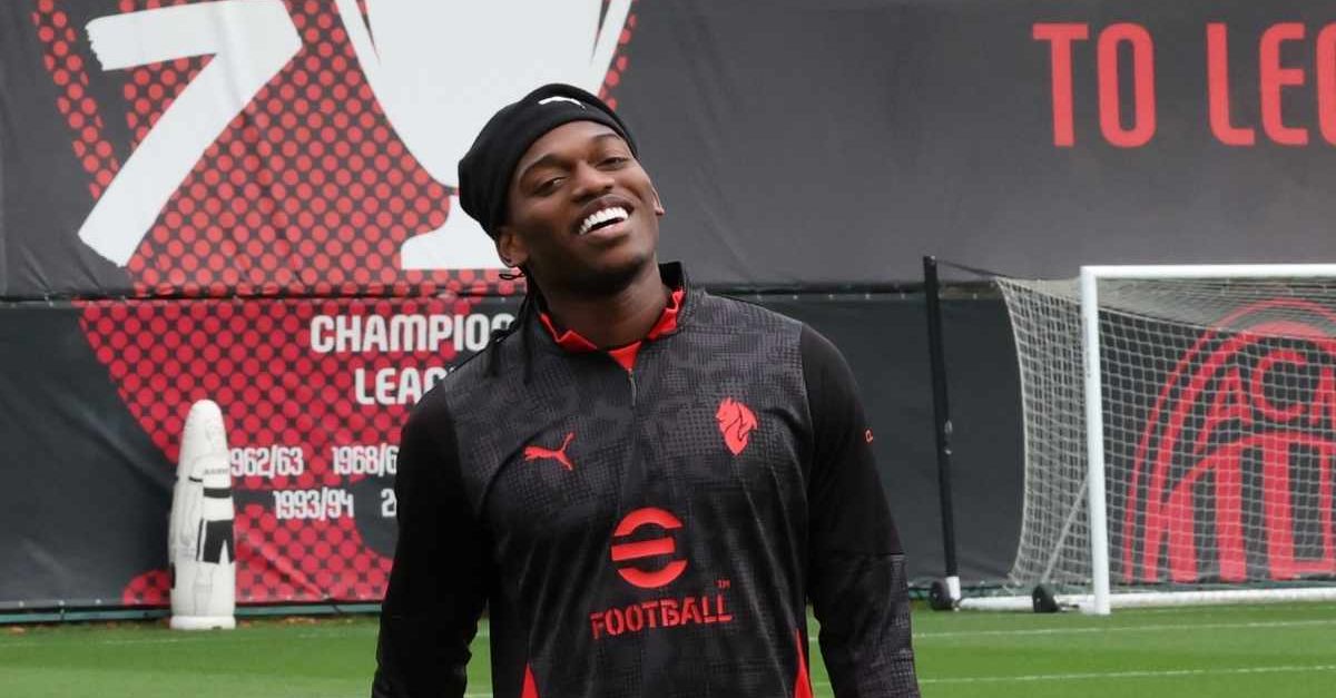 Leao titolare in Milan Roma: Allegri ha le idee chiare sulla formazione? Due opzioni Leao titolare in Milan Roma: Allegri ha le idee chiare sulla formazione? Due opzioni