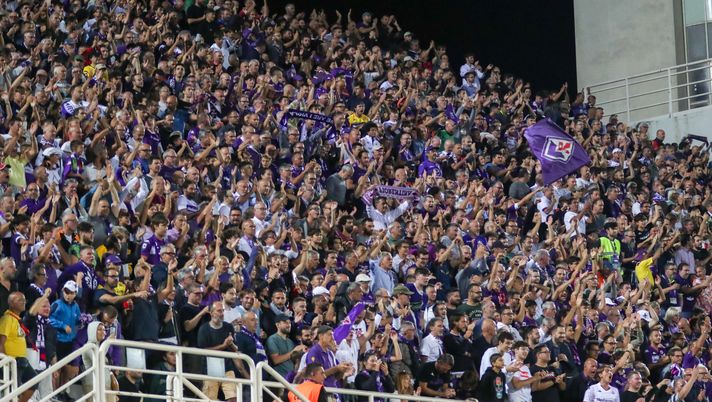 Scontro fra tifosi a Firenze: “Auto austriaca distrutta, mio figlio ha avuto paura” - immagine 1