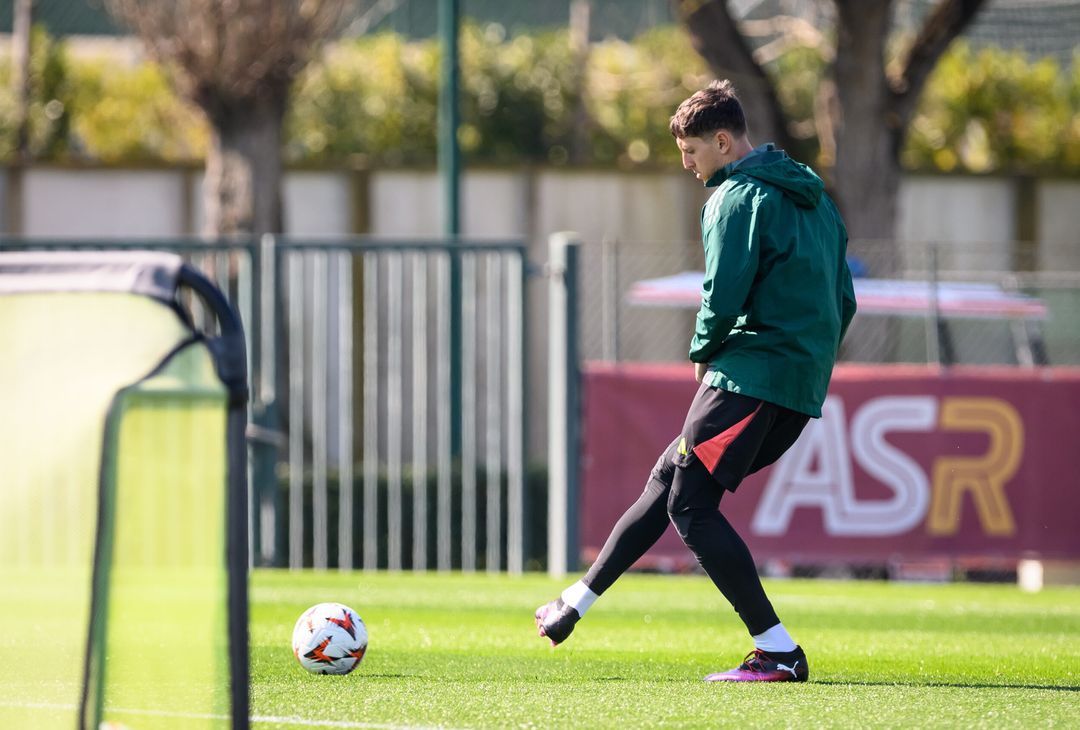 Trigoria, la rifinitura alla vigilia dell’Athletic Club – FOTO GALLERY - immagine 6
