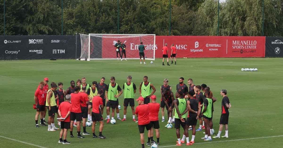 Milan, prosegue il ritiro: tra venerdì e sabato amichevole a Milanello Milan, prosegue il ritiro: tra venerdì e sabato amichevole a Milanello