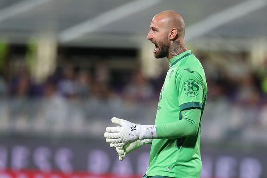 FLORENCE, ITALY - AUGUST 28: Vanja Milinkovic-Savic of Torino FC reacts during the Serie A match between ACF Fiorentina and Torino FC at Stadio Artemio Franchi on August 28, 2021 in Florence, Italy. (Photo by Gabriele Maltinti/Getty Images)