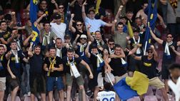 Fiesta que es fantástica esta fiesta! La gioia dei tifosi del Verona a Salerno