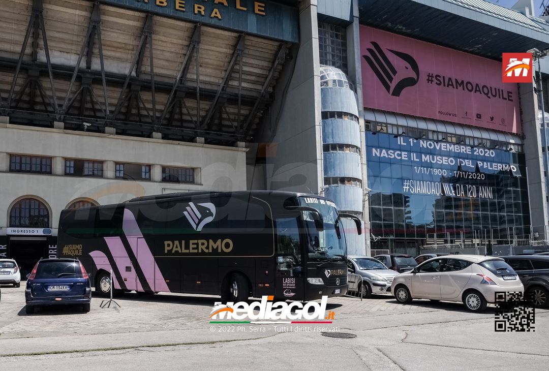 FOTO Palermo, Brunori e compagni in partenza per Chiavari: la gallery - immagine 10