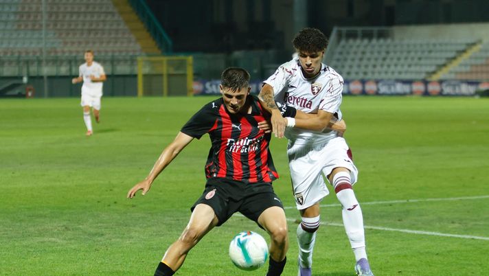 ALESSANDRIA, ITALY - AUGUST 7: Filippo Conzato of Torino Primavera in action during the Trofeo Memorial Mamma e Papà Cairo match between Torino and Milan at Stadio Moccagatta on August 7, 2025 in Alessandria, Italy. Photo: Nderim Kaceli Under 18, prima vittoria nel recupero contro il Bologna - immagine 1