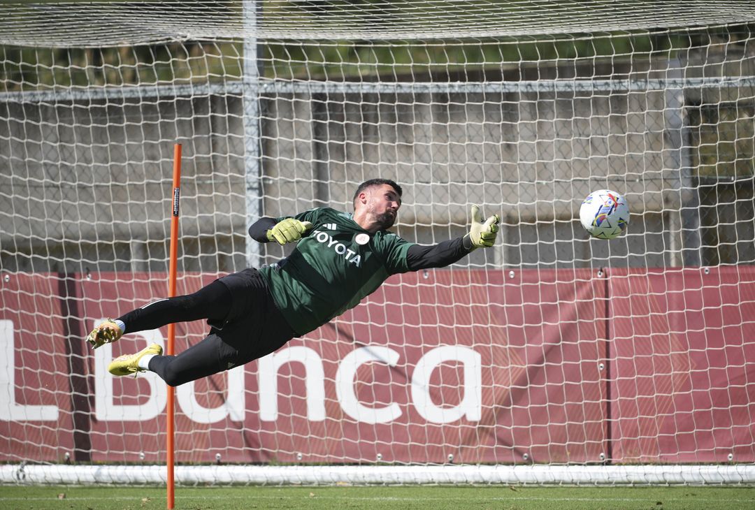 Roma, giallorossi a lavoro a Trigoria: è tornato Dybala – FOTO GALLERY - immagine 14