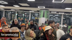 VIDEO – Aumenta l’attesa per l’arrivo di Ranieri: i tifosi cantano a Fiumicino