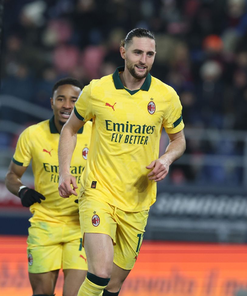 Il rumore fuori, l’ordine dentro: il Milan vince e vive il sogno- immagine 2